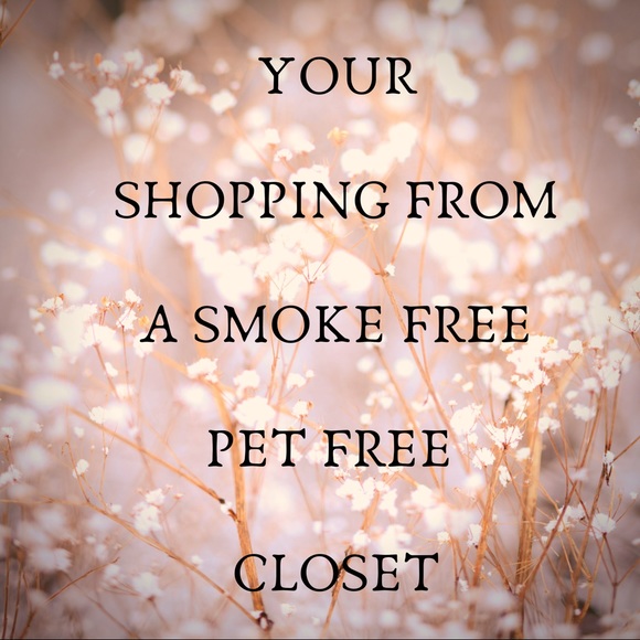 Meet your Posh ambassador , Ashley๐ - Picture 12 of 12